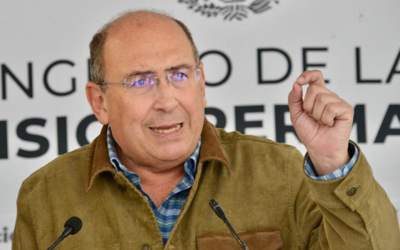 PROPONE RUBÉN MOREIRA BLINDAR POR LEY LOS RECURSOS DESTINADOS PARA CONSULADOS