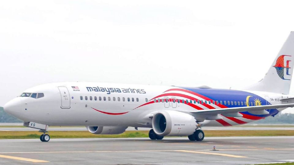 Detienen a piloto de Malaysia Airlines en Yakarta por intentar contr4bandear éxt4sis y met4nfetamina