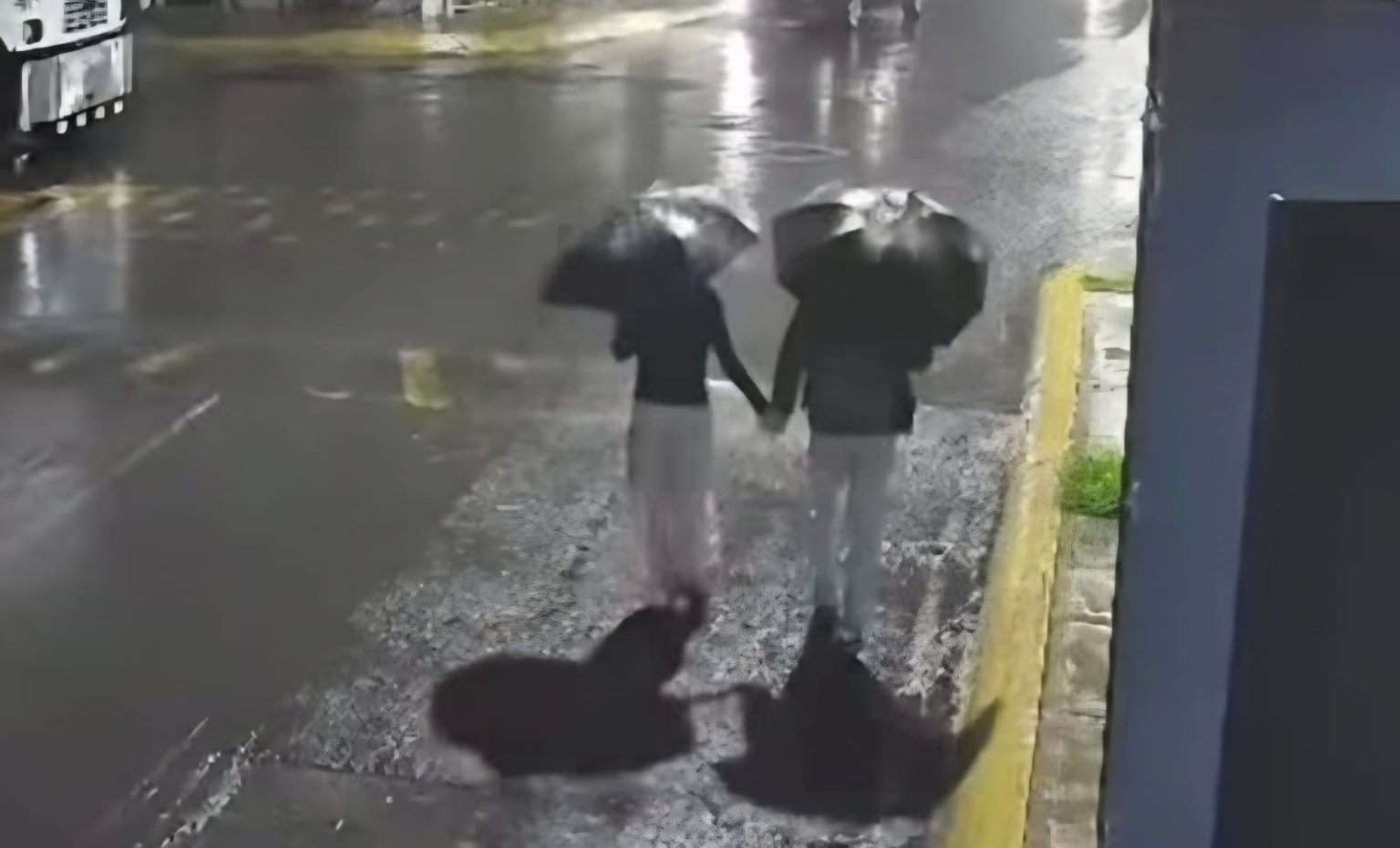 Muere Brenda Michel Trujano tras ser atropellada en Tecámac frente a su novio; familia culpa a expareja