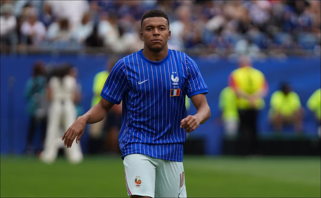 Kylian Mbappé explota contra senadora paraguaya que hizo comentarios racistas sobre él: «Es una mujer despreci4ble»