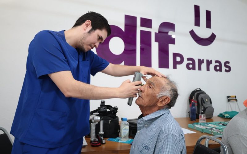 DIF Parras acerca servicios para mejorar la salud visual