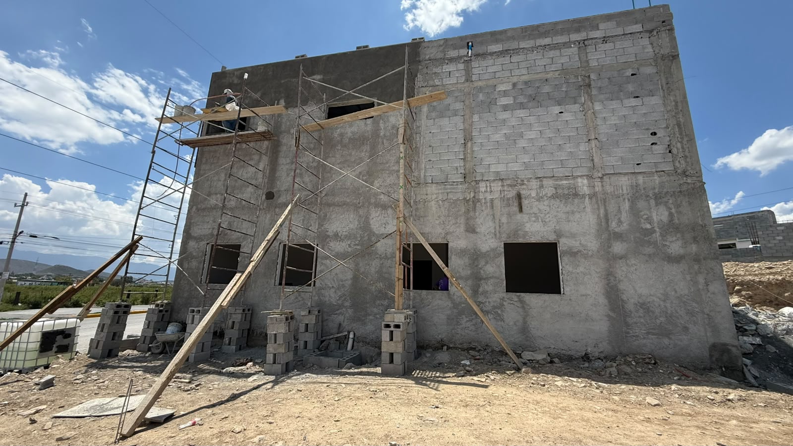 Registra Centro de rehabilitación gratuito en Ramos avance del 80%  