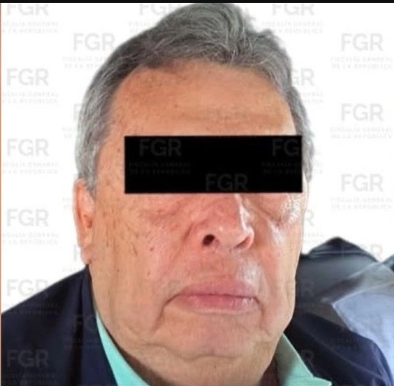 Ingresa Ángel Aguirre al Penal del Altiplano