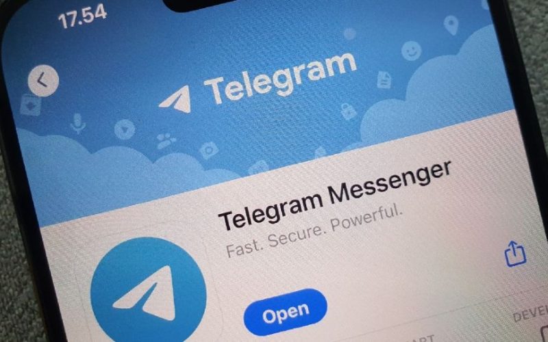 App Store veta a Telegram