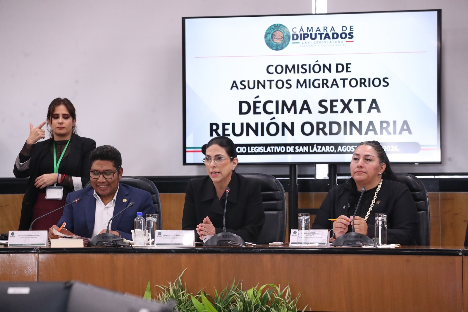 Aprueban en Comisión dictamen para mejorar estaciones migratorias