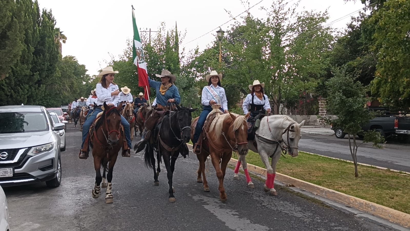 Participan más de 450 jinetes en la 26 Cabalgata General Cepeda–Parras