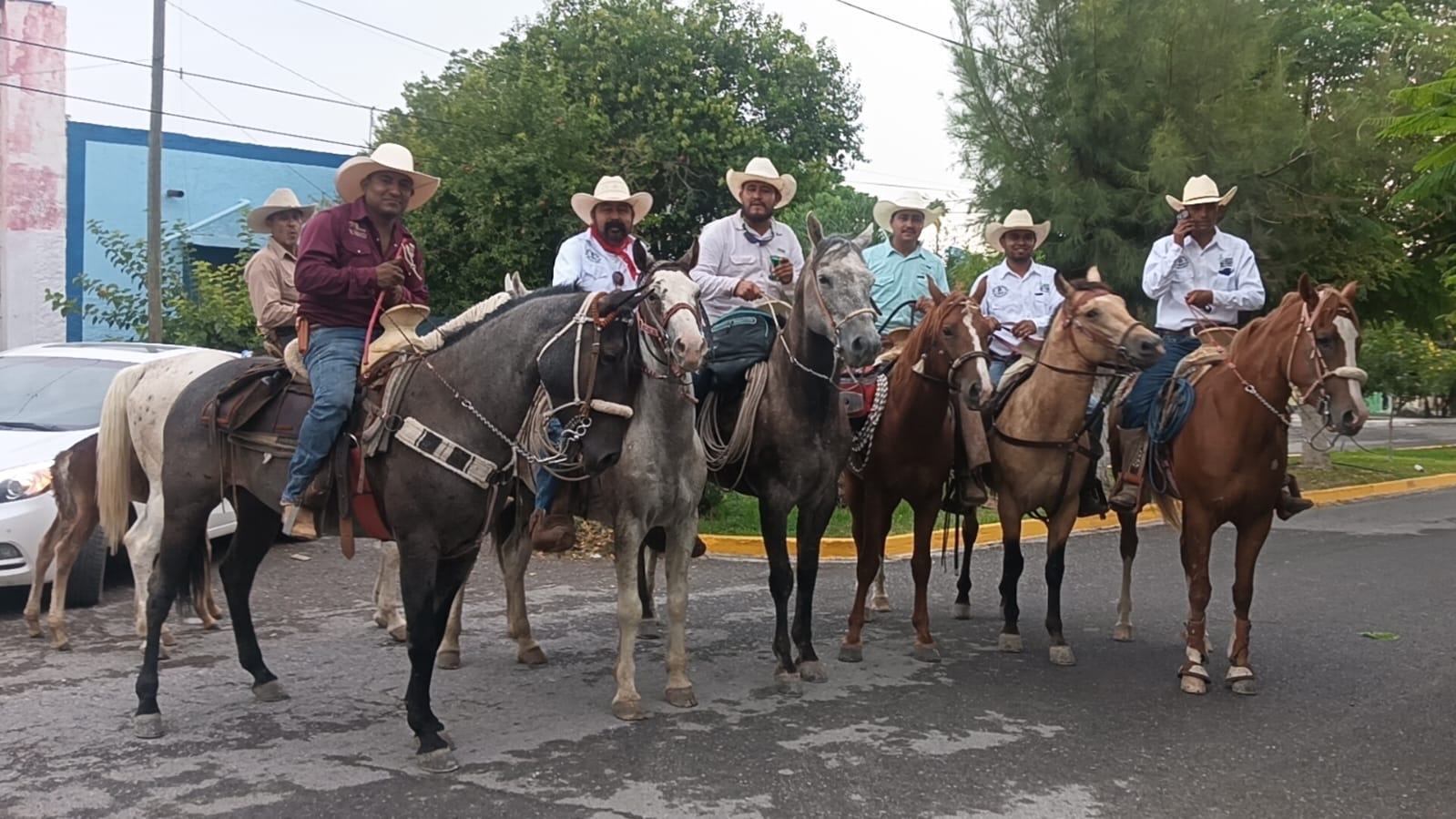 Cabalgata General Cepeda  a Parras reúne a 450 jinetes