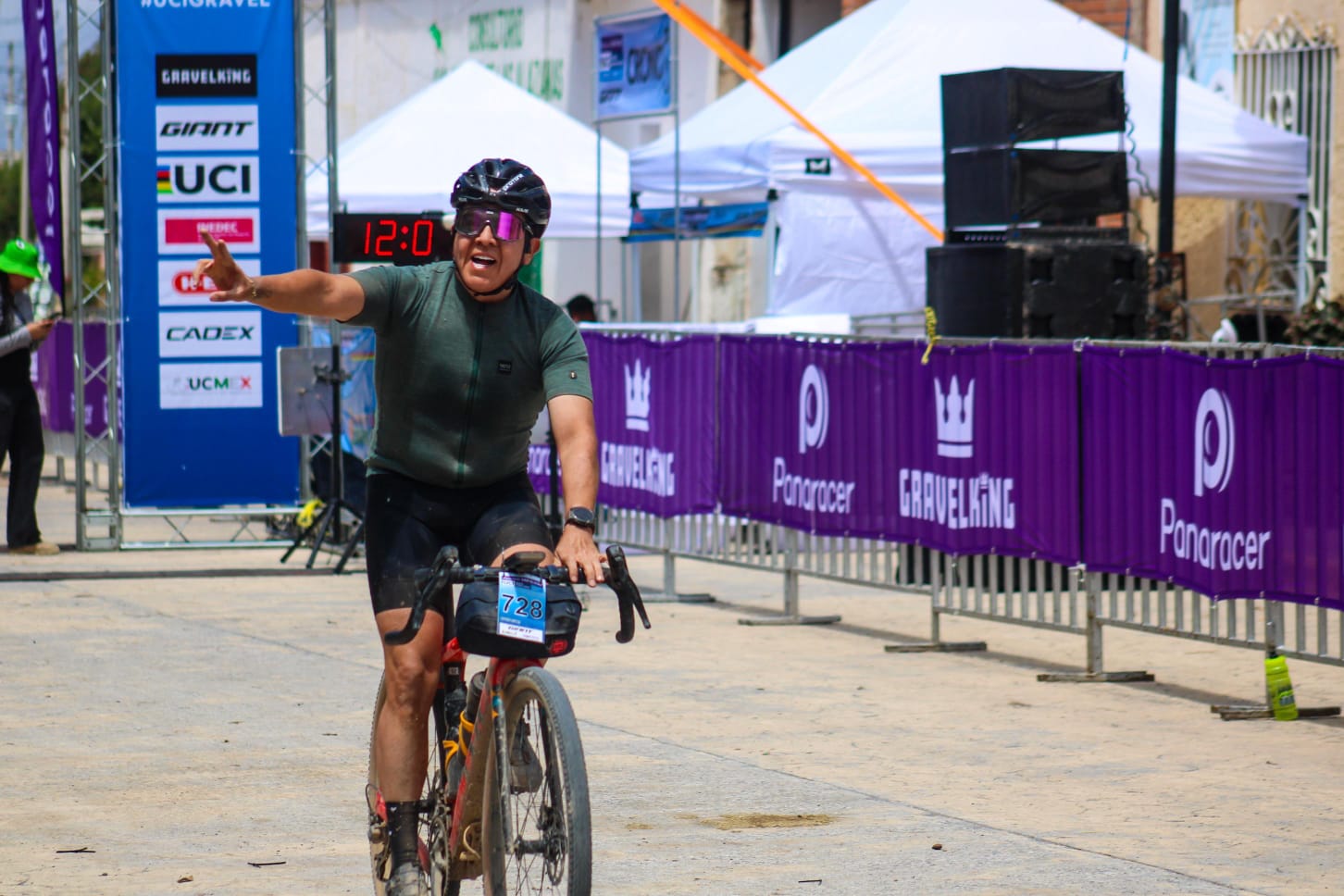 Participan 223 ciclistas en el UCI GRAVEL WORLD SERIES