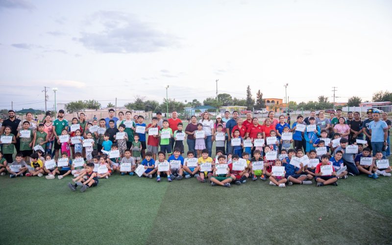 Concluye Castaños cursos deportivos
