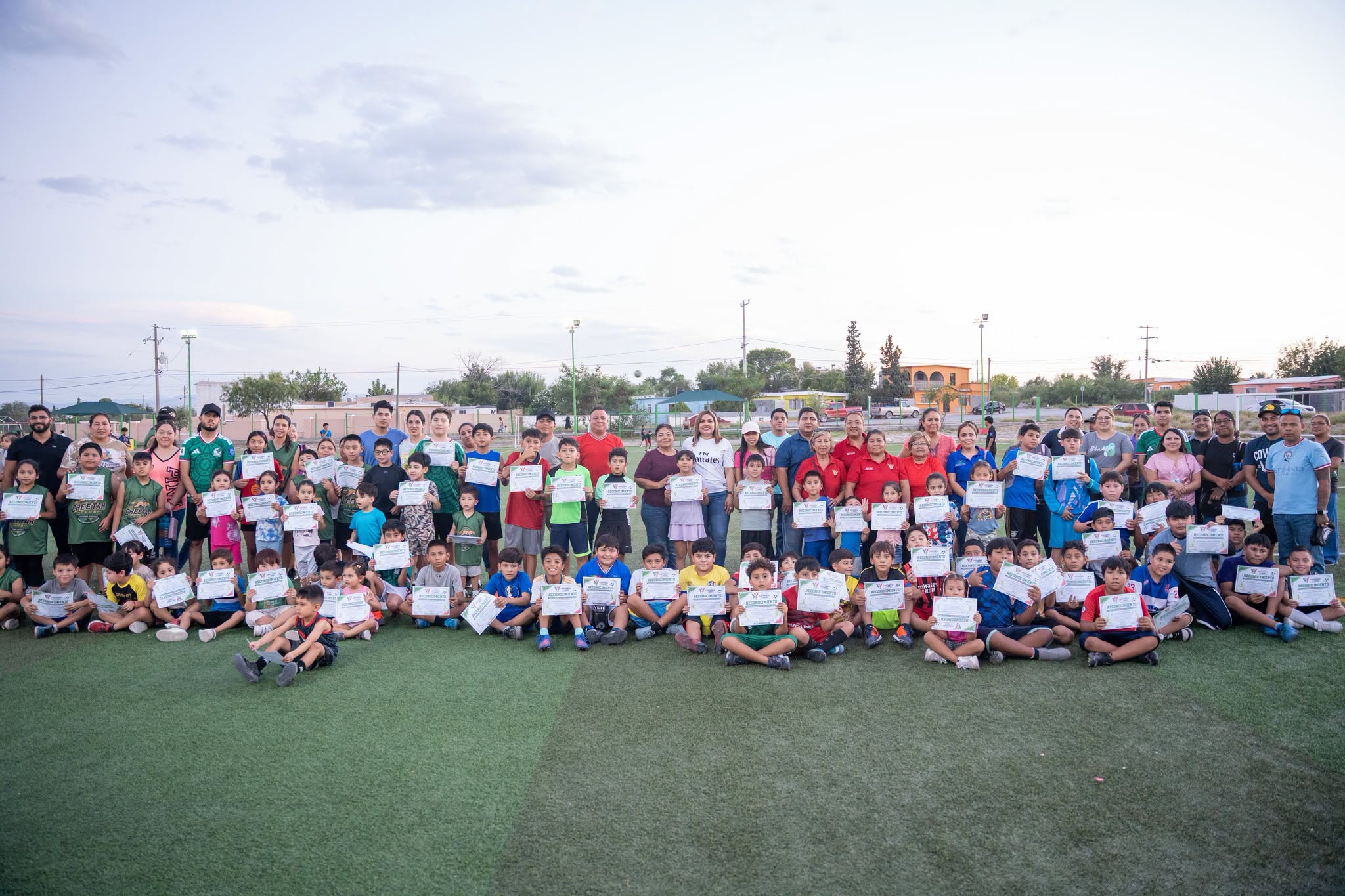 Concluye Castaños cursos deportivos