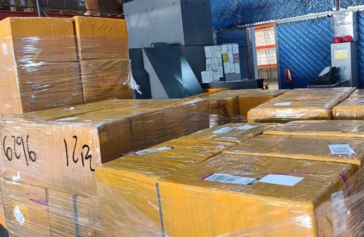 Incautan 2.9 millones de cigarros ilícitos en el AICM