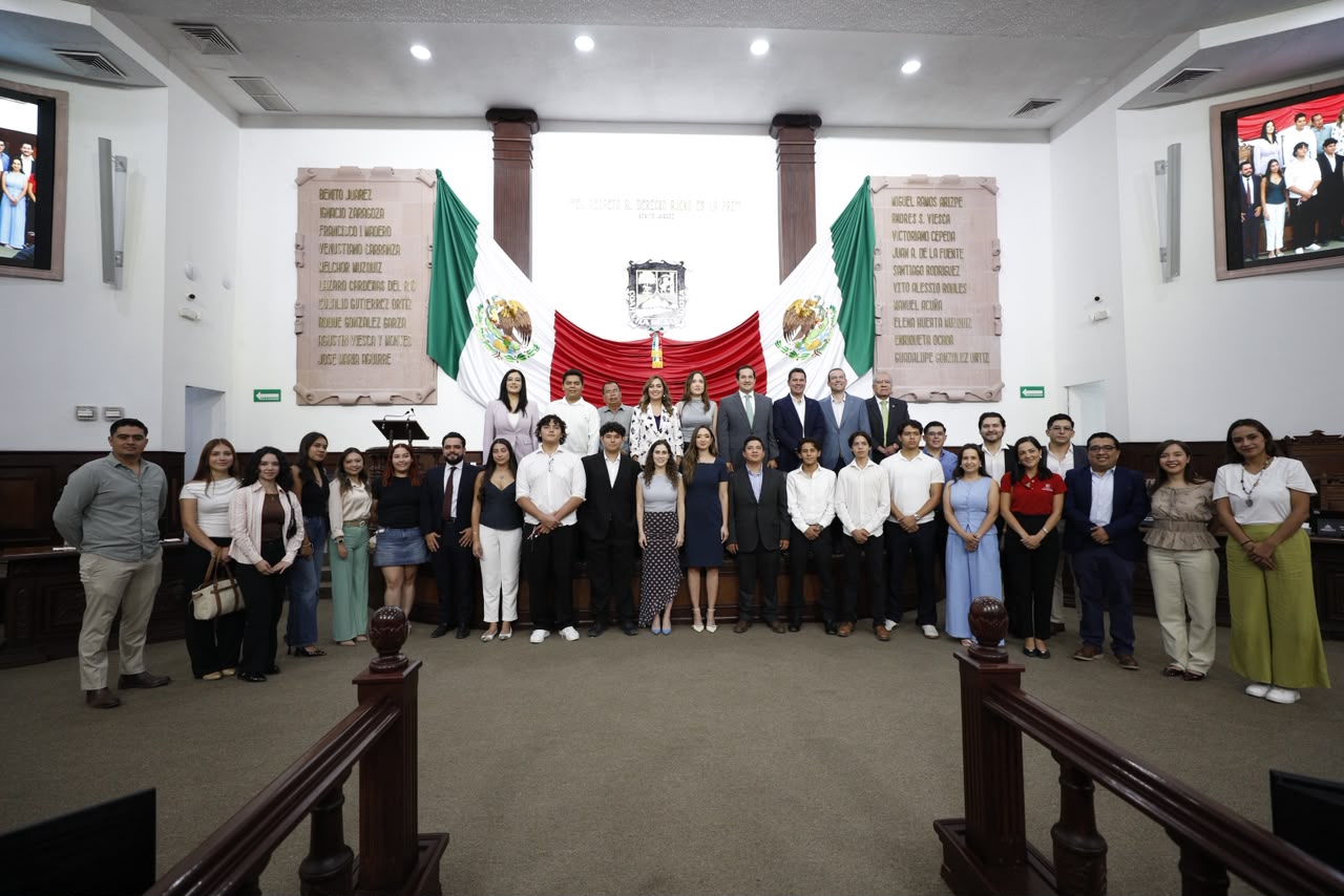 Busca María del Mar acercar empleo formal a la juventud