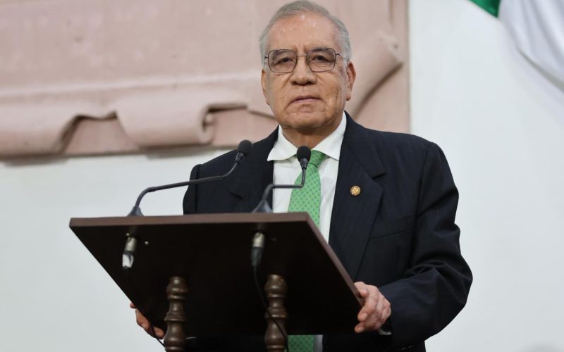 Va Diputado por becas y programas para jóvenes en áreas agropecuarias