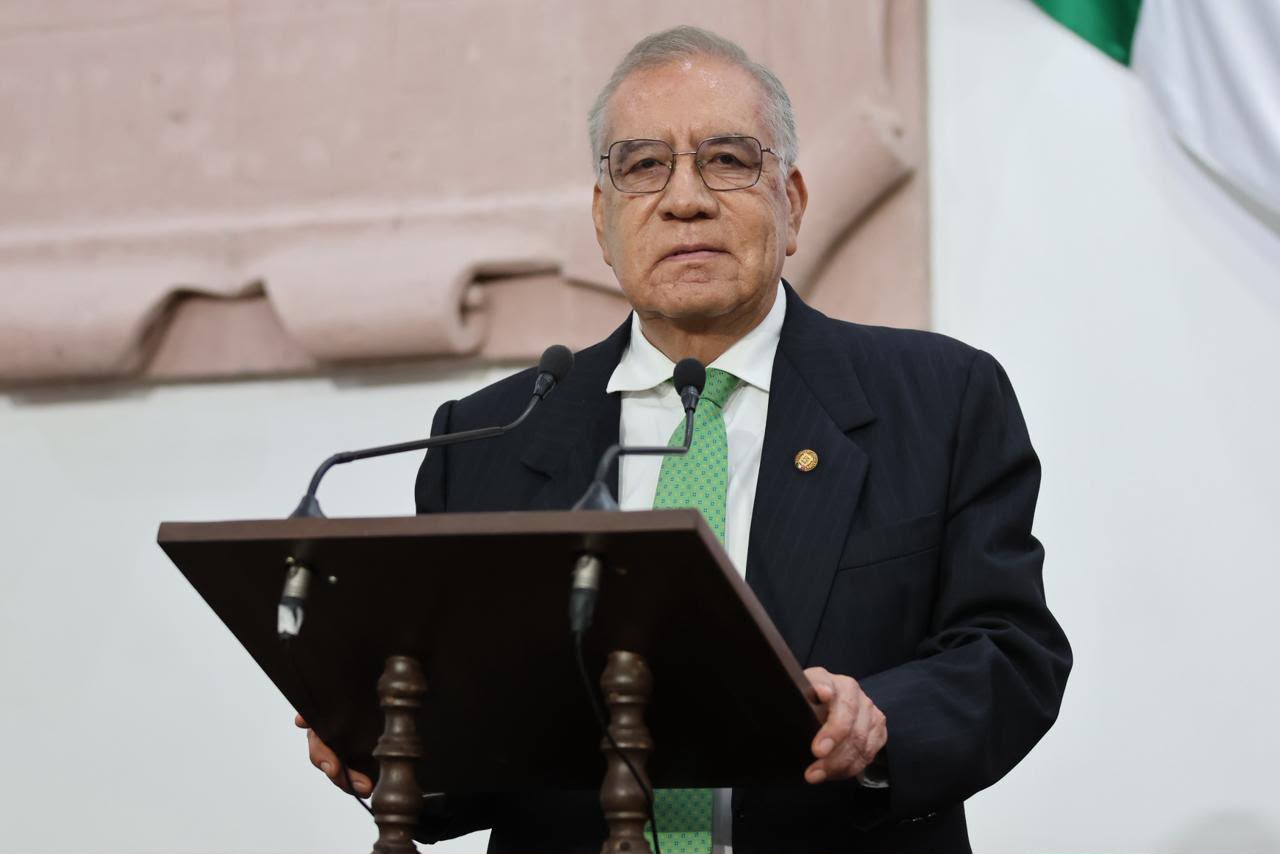 Va Diputado por becas y programas para jóvenes en áreas agropecuarias