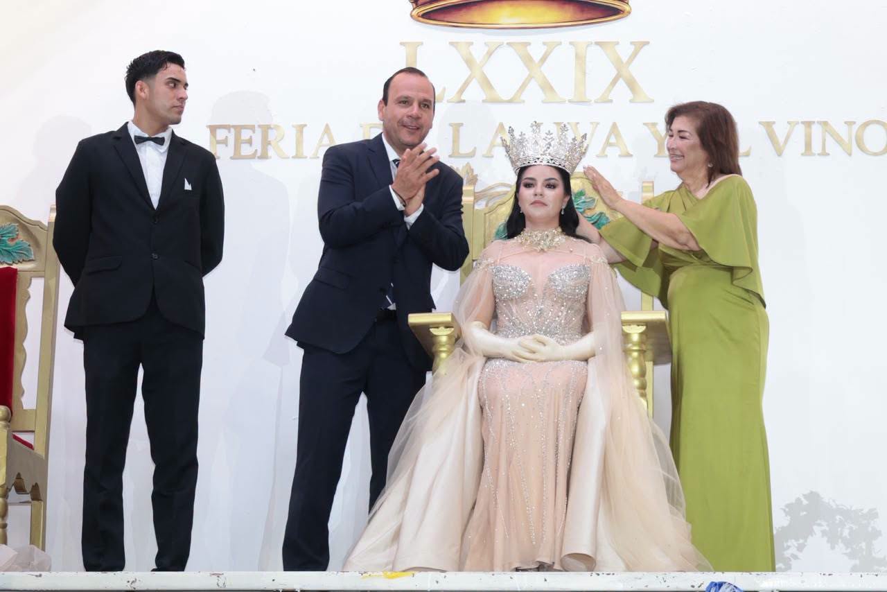 Yuliana I, nueva Reina de la 89 Feria de la Uva y el Vino