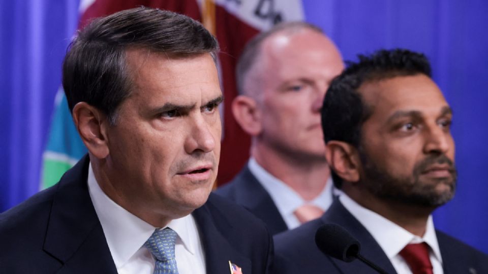 … y en EU el Departamento de Justicia le pone “lupa” a 5