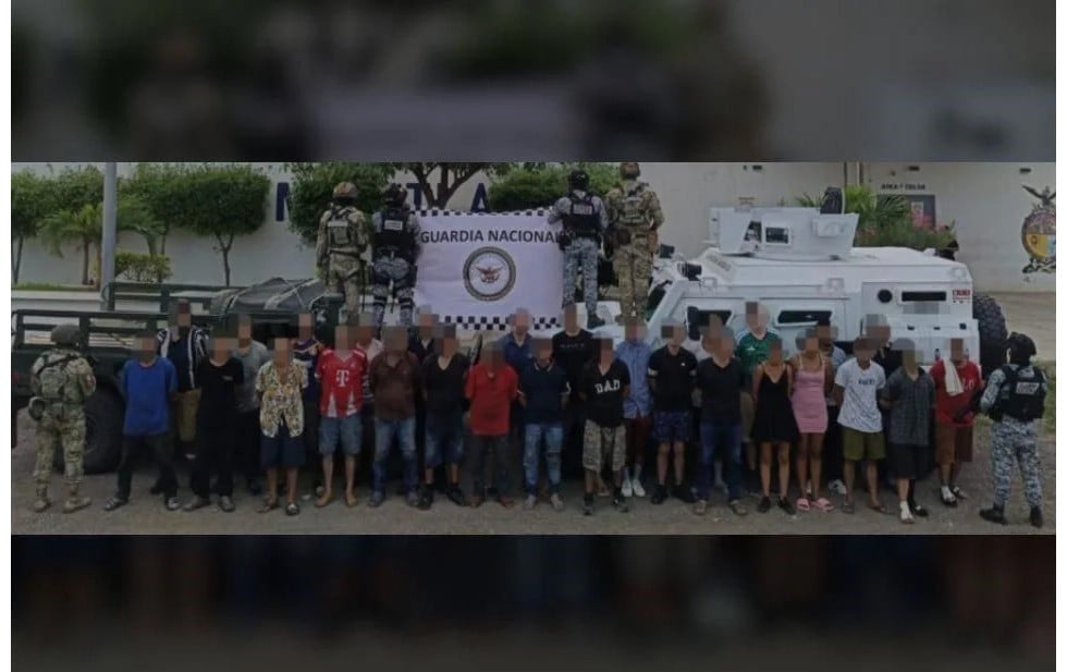 Detienen a 28 con arsenal durante operativo en Mazatlán