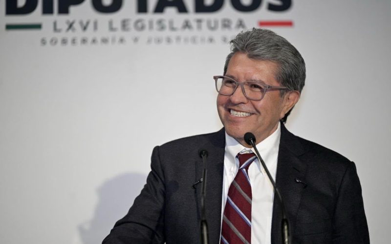 El Programa de Capacitación y Formación Permanente de la Cámara de Diputados, oportunidad para que personas servidoras públicas puedan desarrollarse: Ricardo Monreal