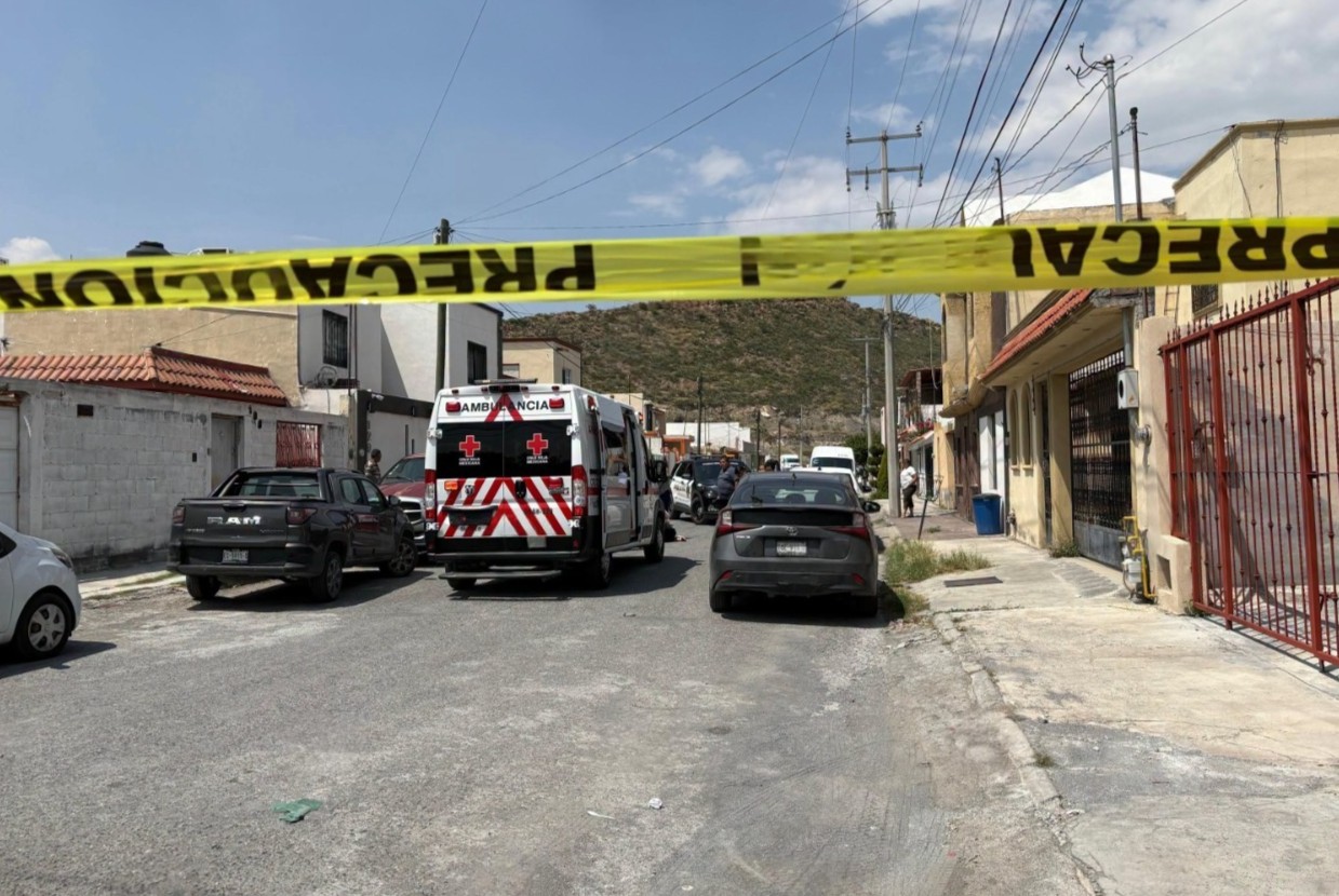 Sorprende muerte de joven en vía pública