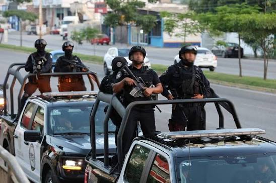 Se quedan en la cárcel por tráfico de armas