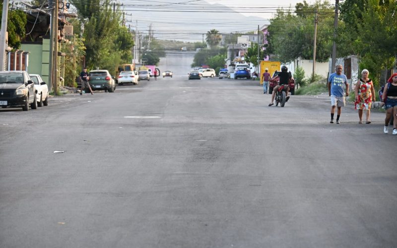 Renuevan vialidad con obra de recarpeteo en Frontera