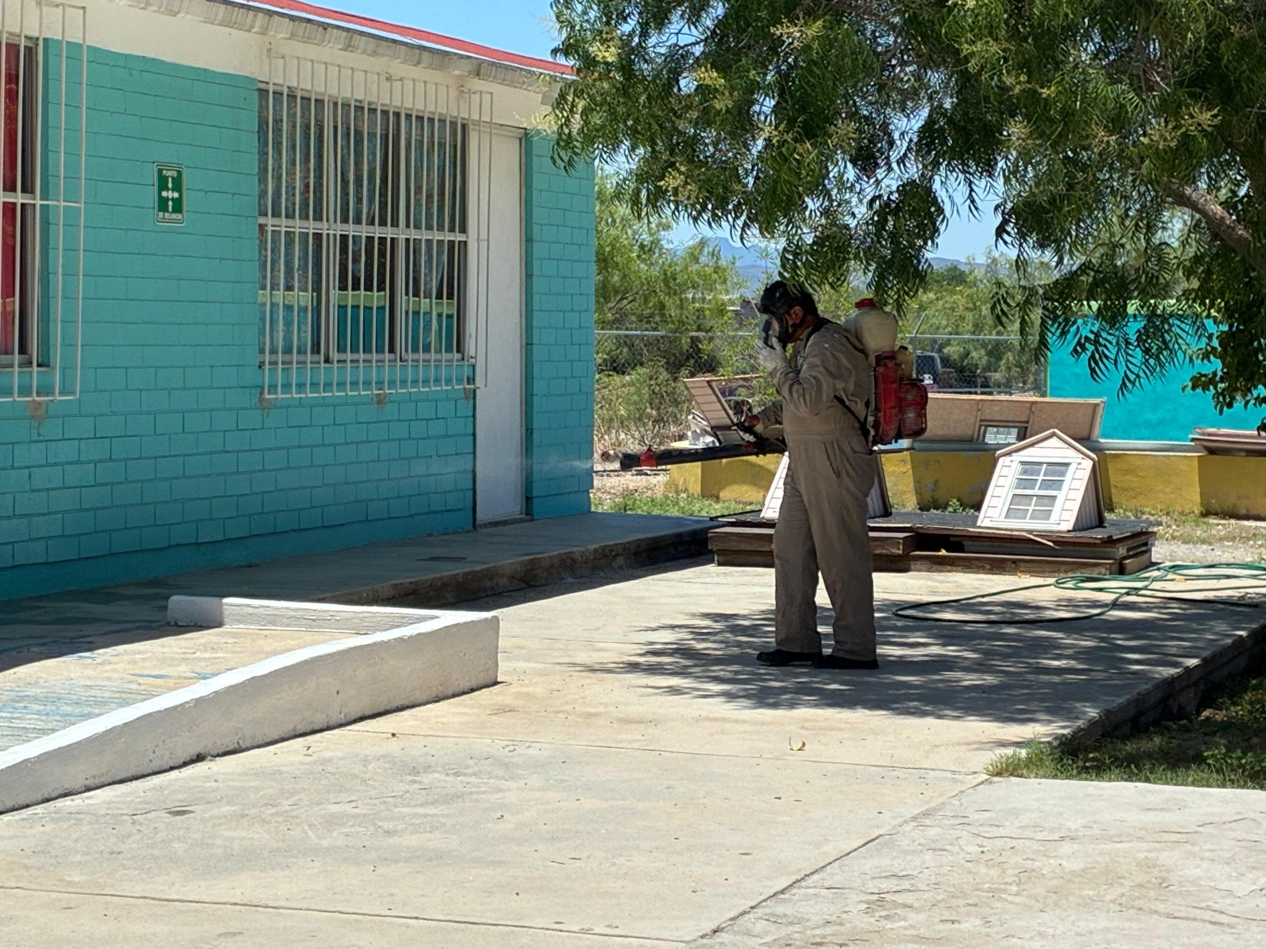 Fumigará Frontera escuelas antes del regreso a clases