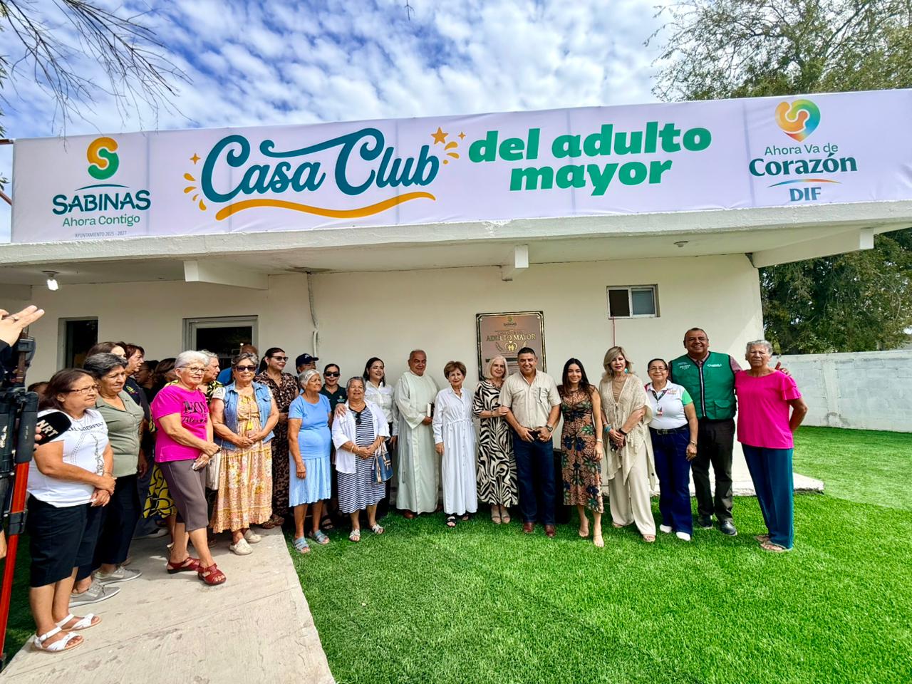 INAUGURA CHANO DÍAZ CASA CLUB DEL ADULTO MAYOR EN SABINAS