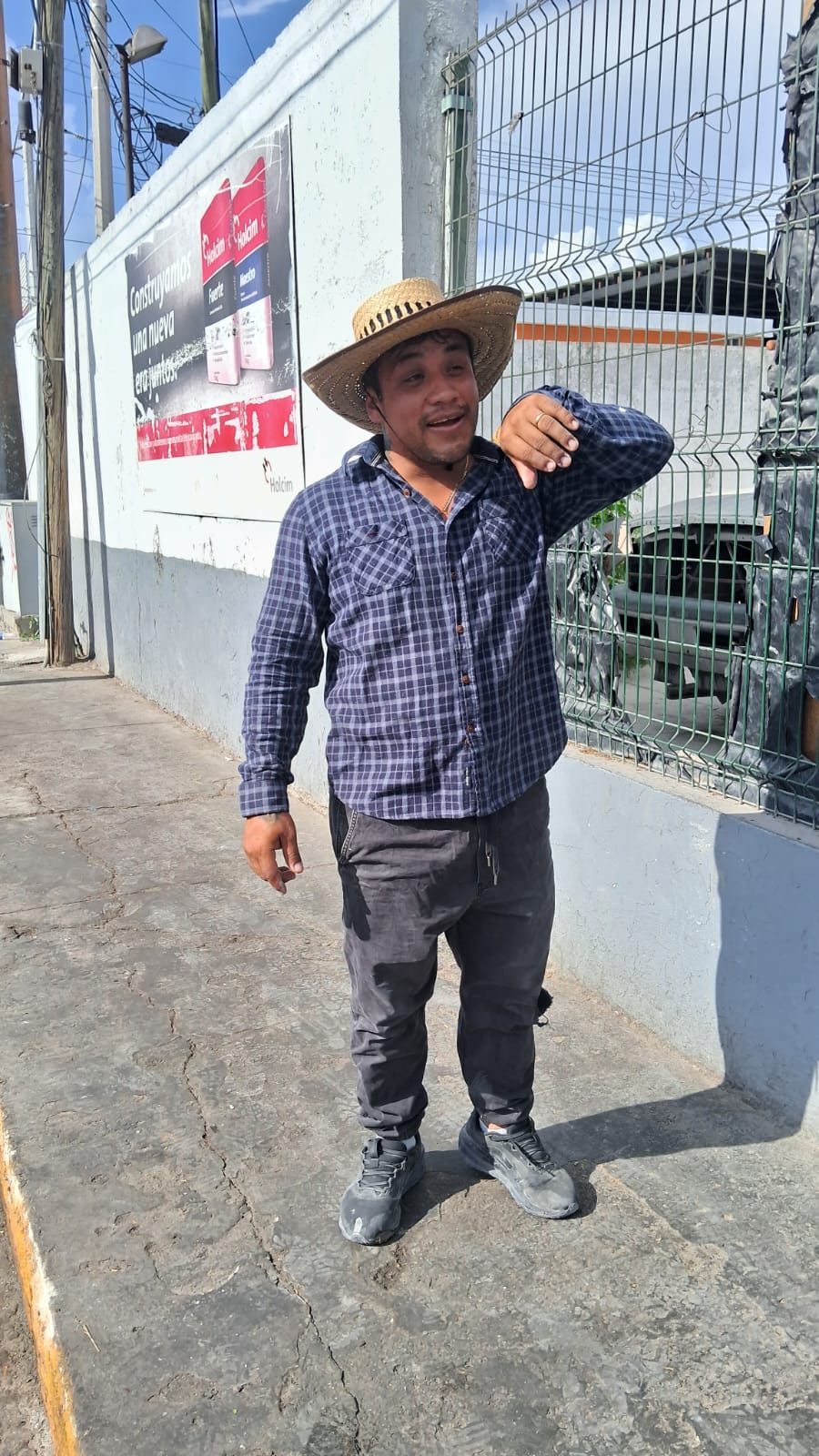 Evita obrero que joven de Monclova se quite la vida