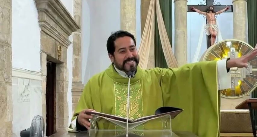 Fe es fuente de fortaleza y esperanza: Padre Néstor