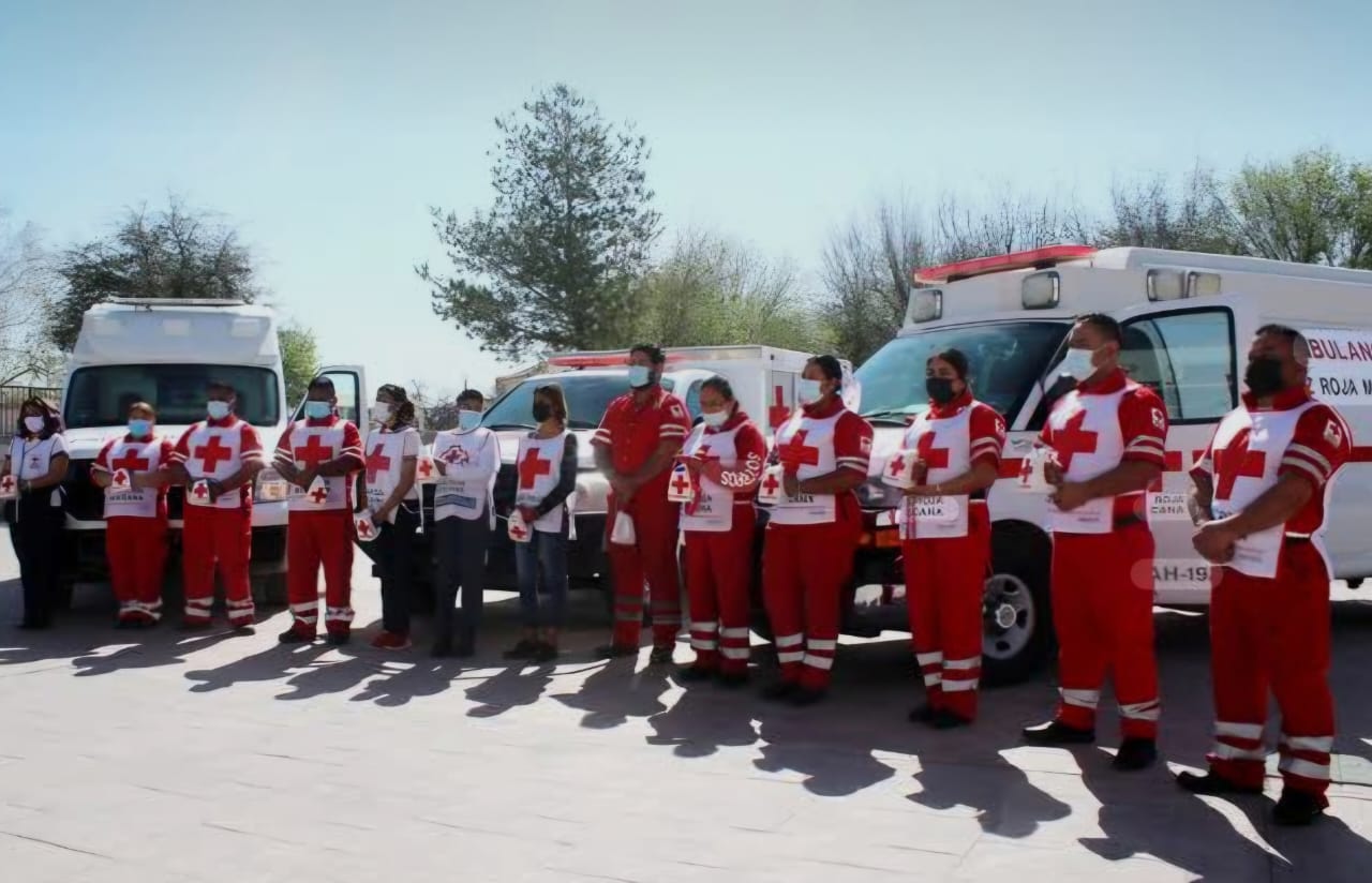 Comienzan servicio social en Cruz Roja