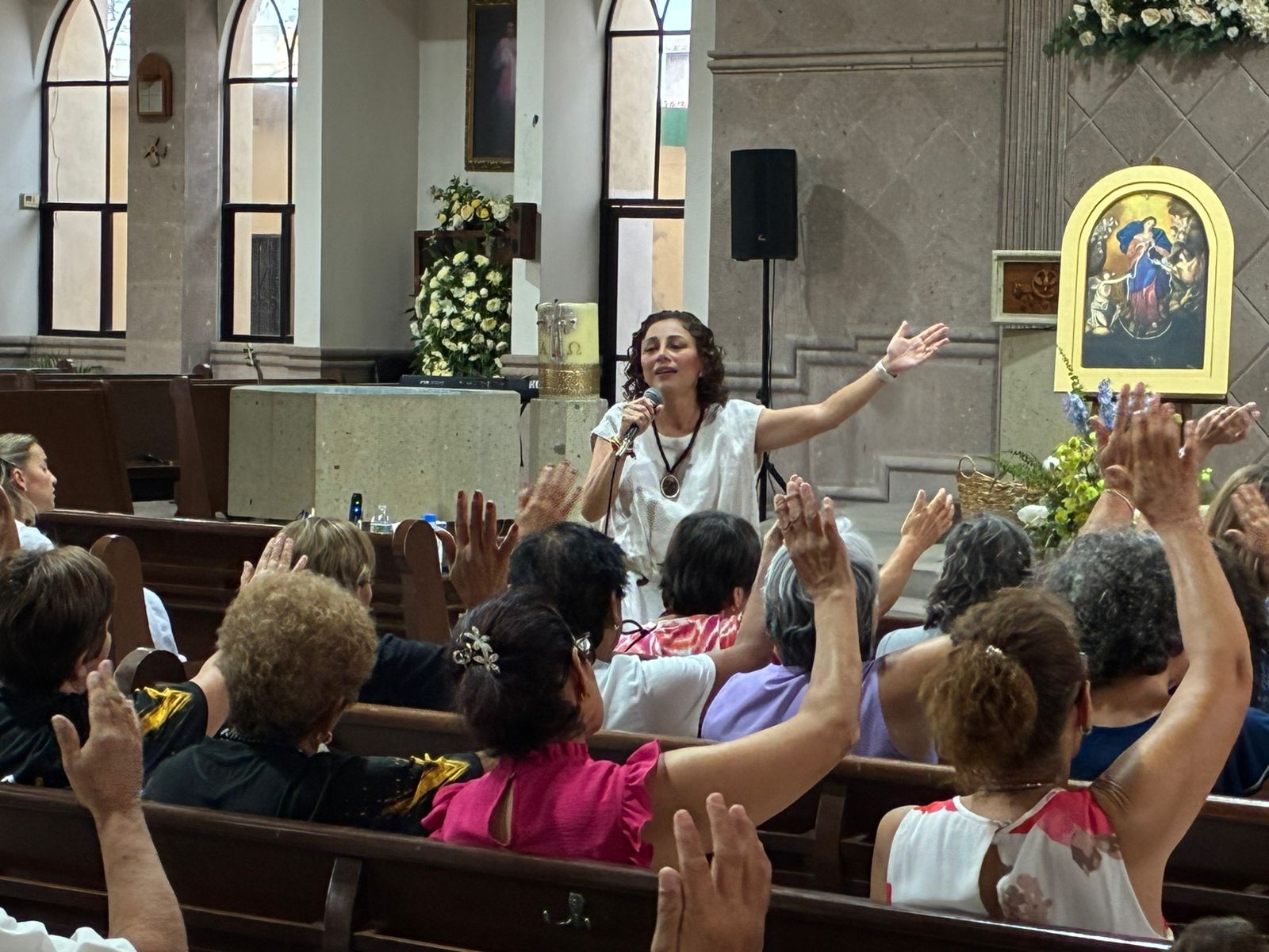 Lupita Aguilar comparte un mensaje de fe a Monclova
