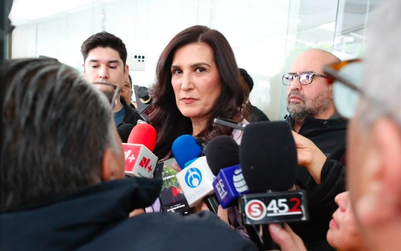 Llama Kenia López Rabadán a los partidos e instituciones a encontrar una ruta que permita a los sinaloenses un futuro de seguridad y no de colusión con los cárteles