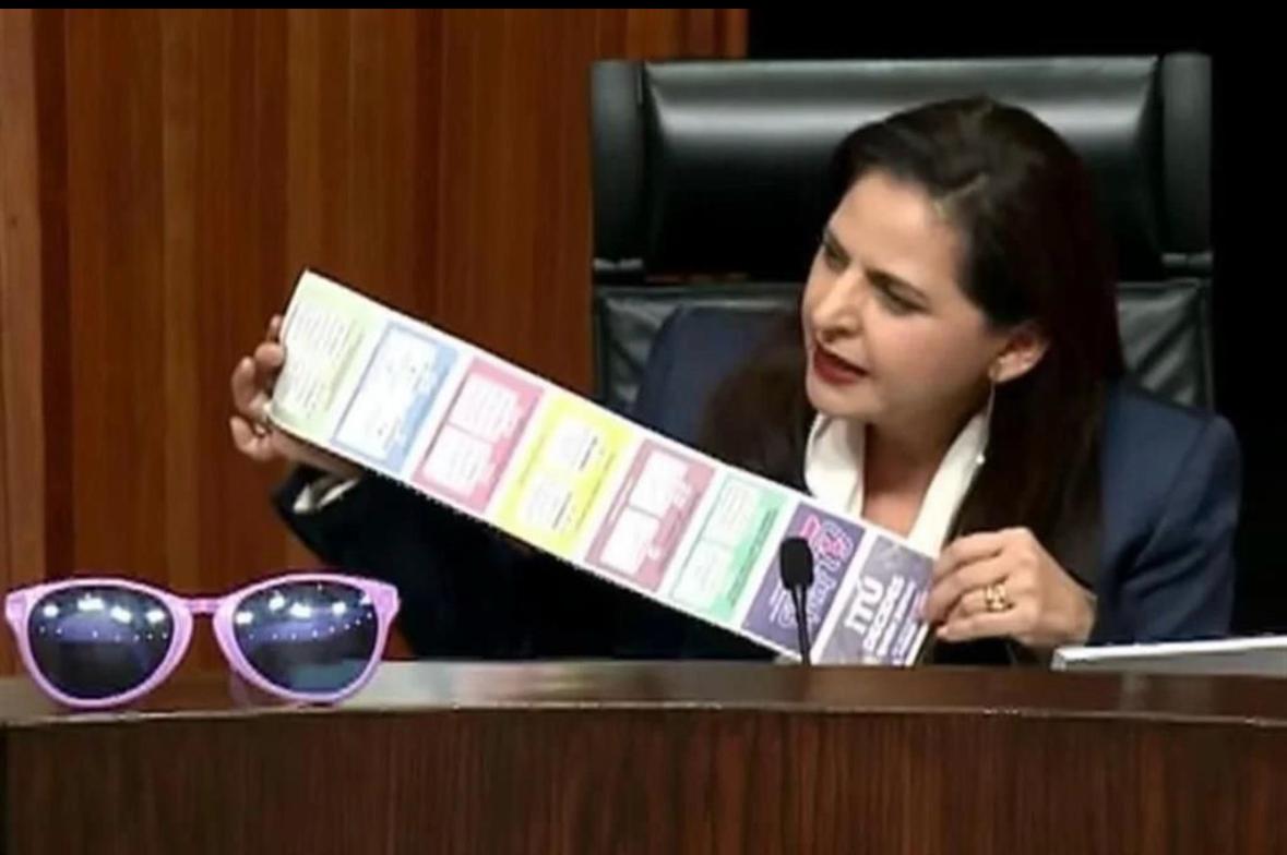Renuncia Mónica Soto a Magistratura en el TEPJF