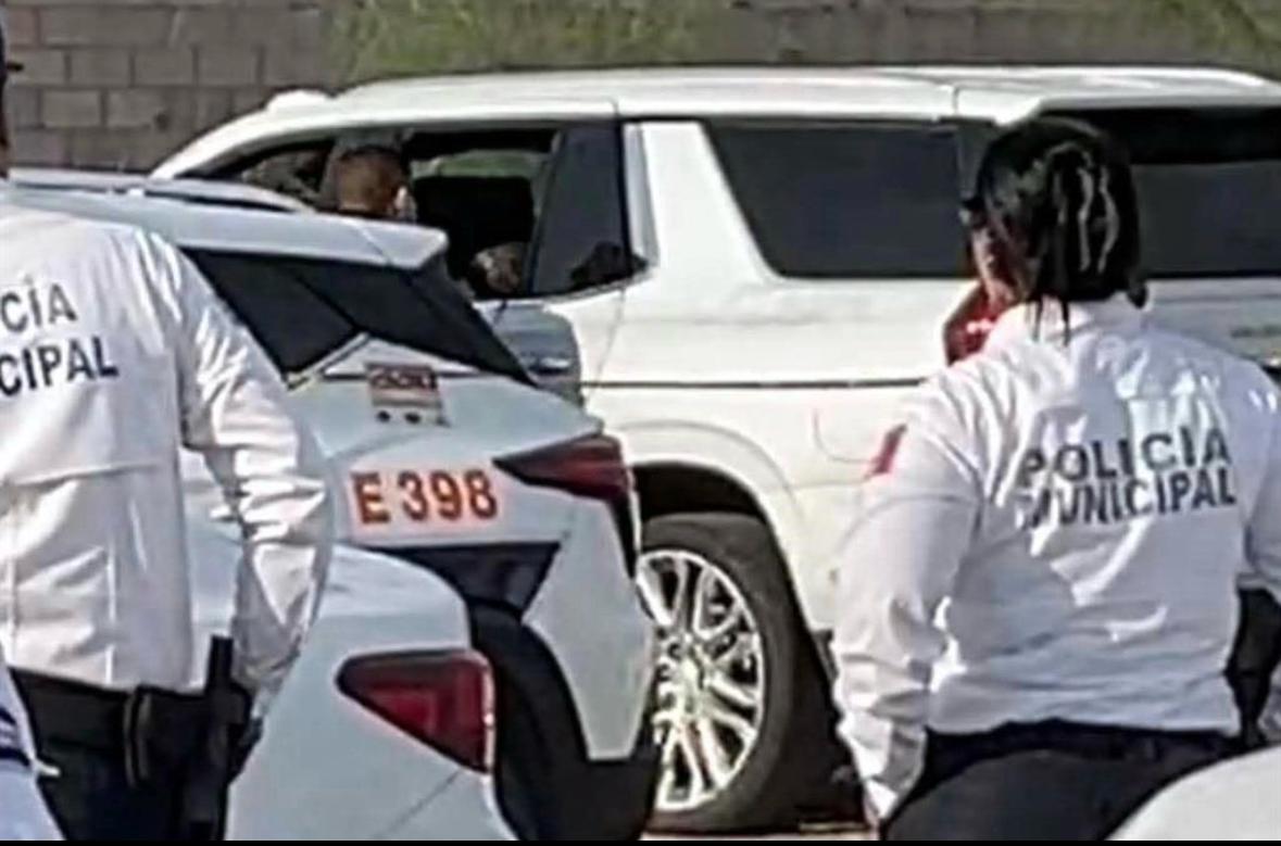 Más violencia: hallan 3 cuerpos en camioneta de lujo en Hermosillo