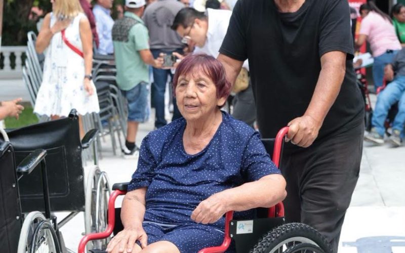 REFUERZAN GRAPEVINE Y PARRAS APOYO SOCIAL