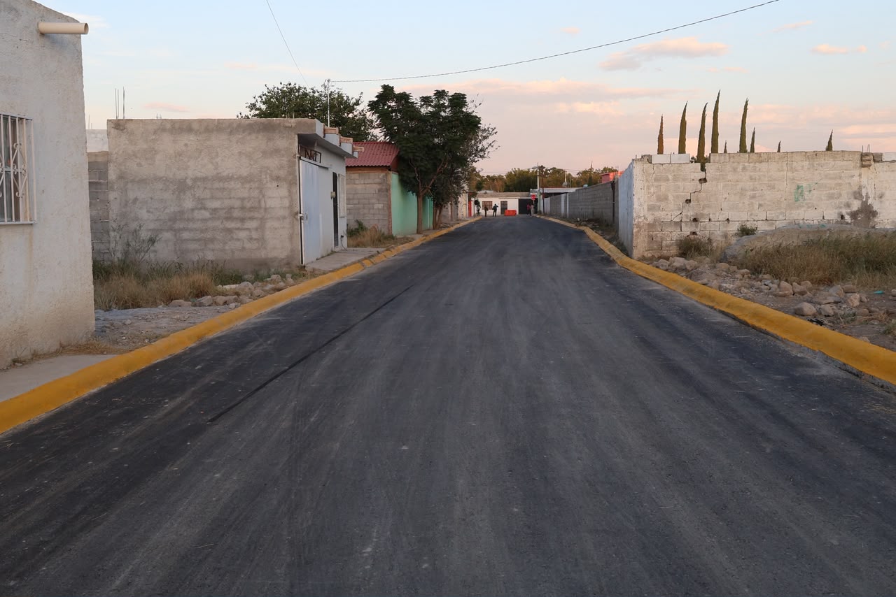 Avanza pavimentación de Colonia Guayulera