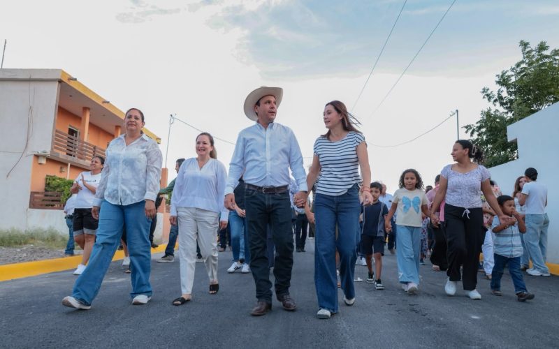 Entrega Fernando Orozco renovada calle Zaragoza