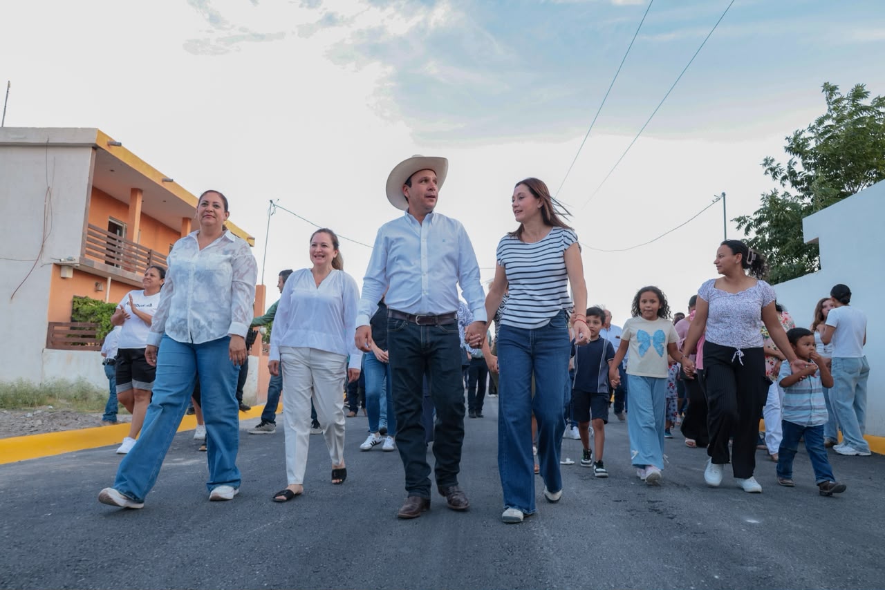 Entrega Fernando Orozco renovada calle Zaragoza