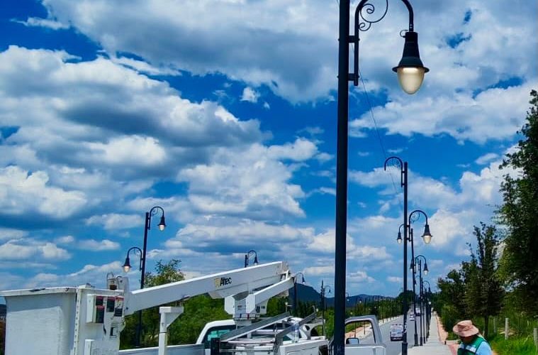 Ilumina Ramos sus calles para dar mayor seguridad