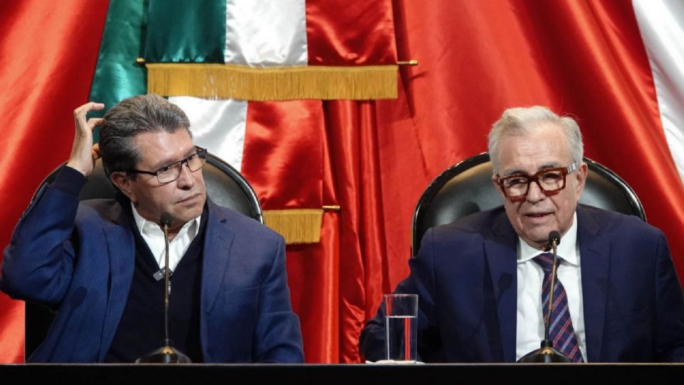 Rocha Moya debe solicitar licencia de nuevo: Monreal