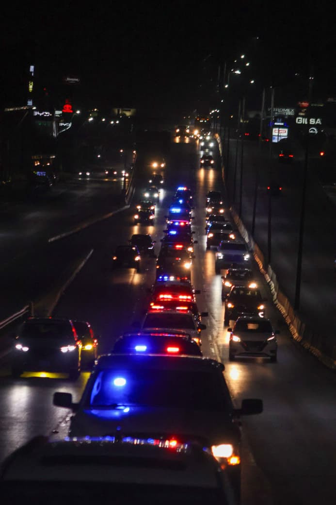 Clausuran bares tras operativo en Saltillo