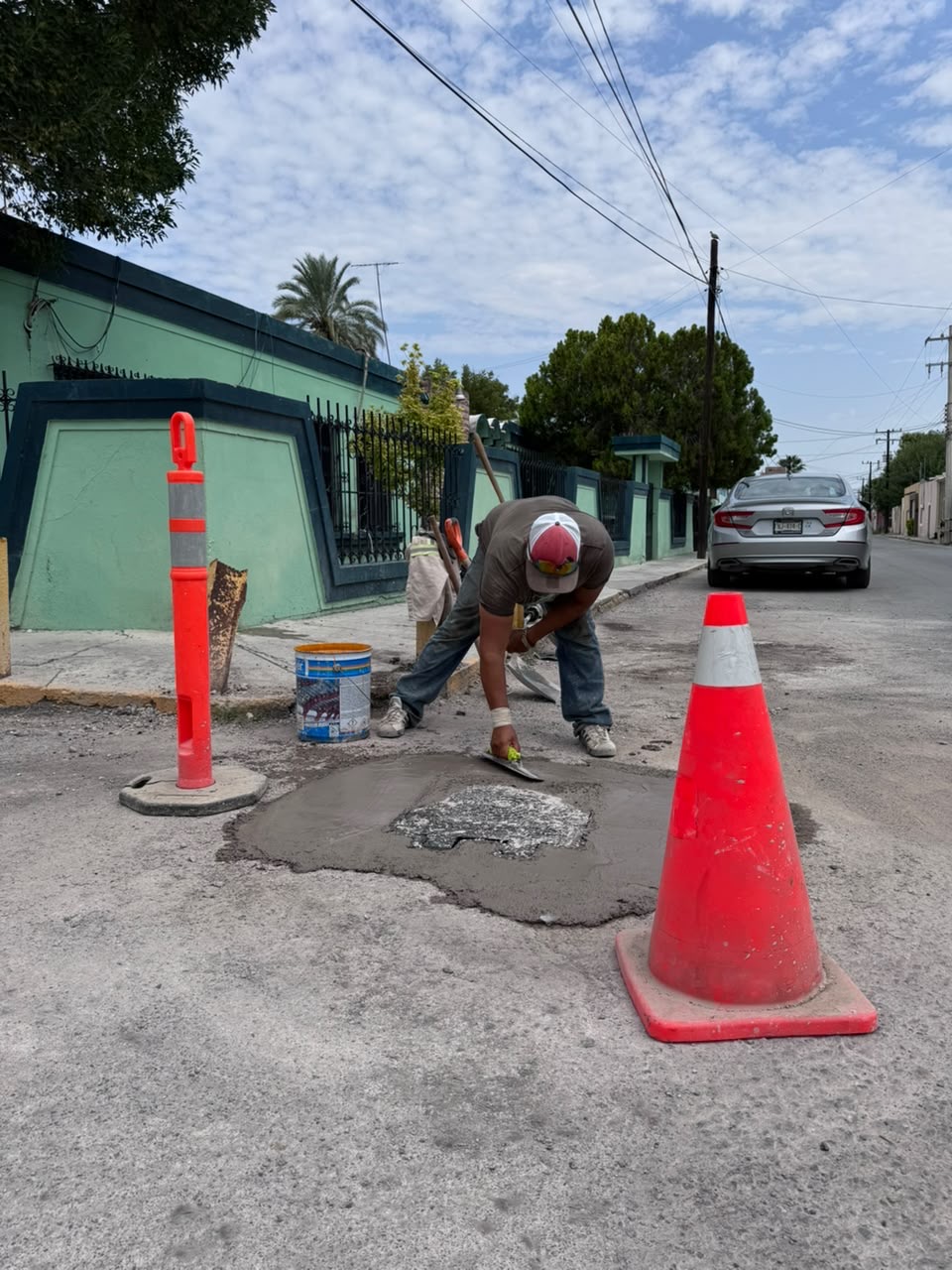 Reparan caja de válvulas en Zona Centro de San Buenaventura