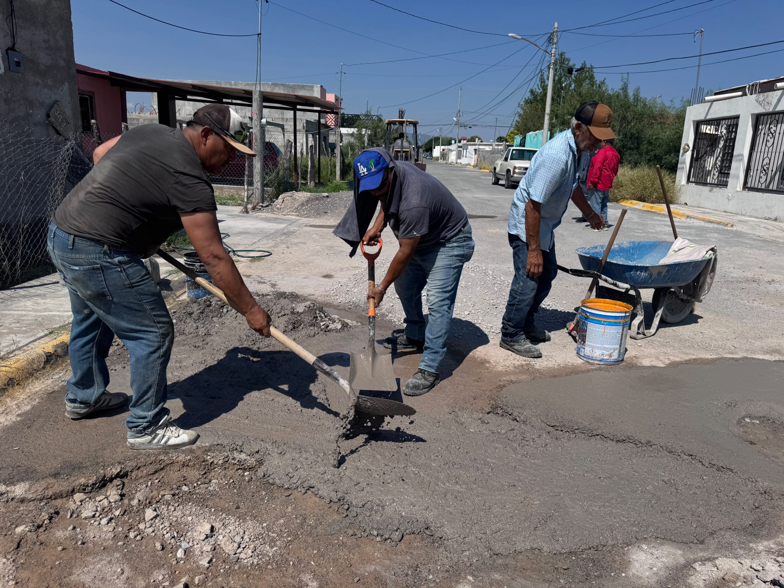 San Buenaventura mantiene trabajos de reparación de calles