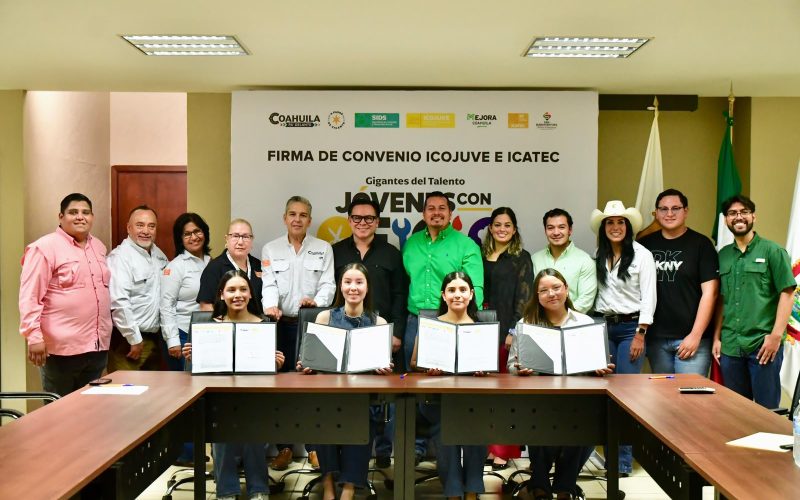 Amplían opciones de preparación a jóvenes