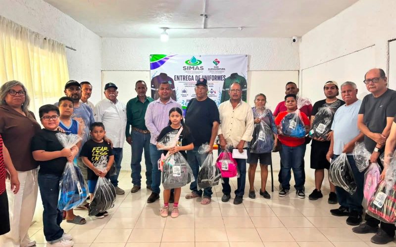 Premia SIMAS a usuarios cumplidos