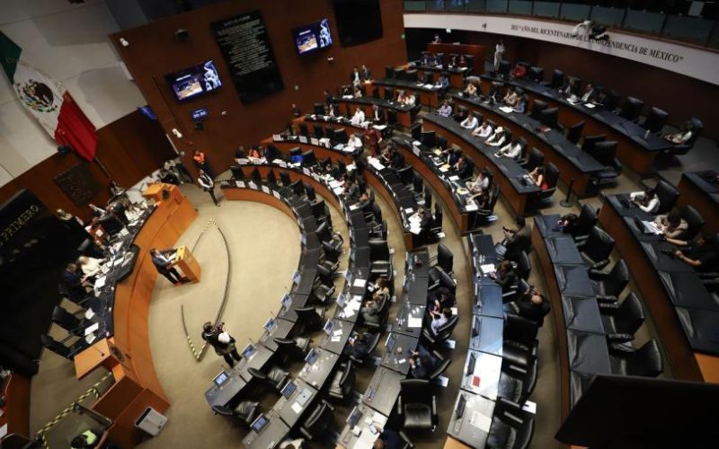 Senadores proponen Defensoría de la Libertad de Expresión y de Prensa