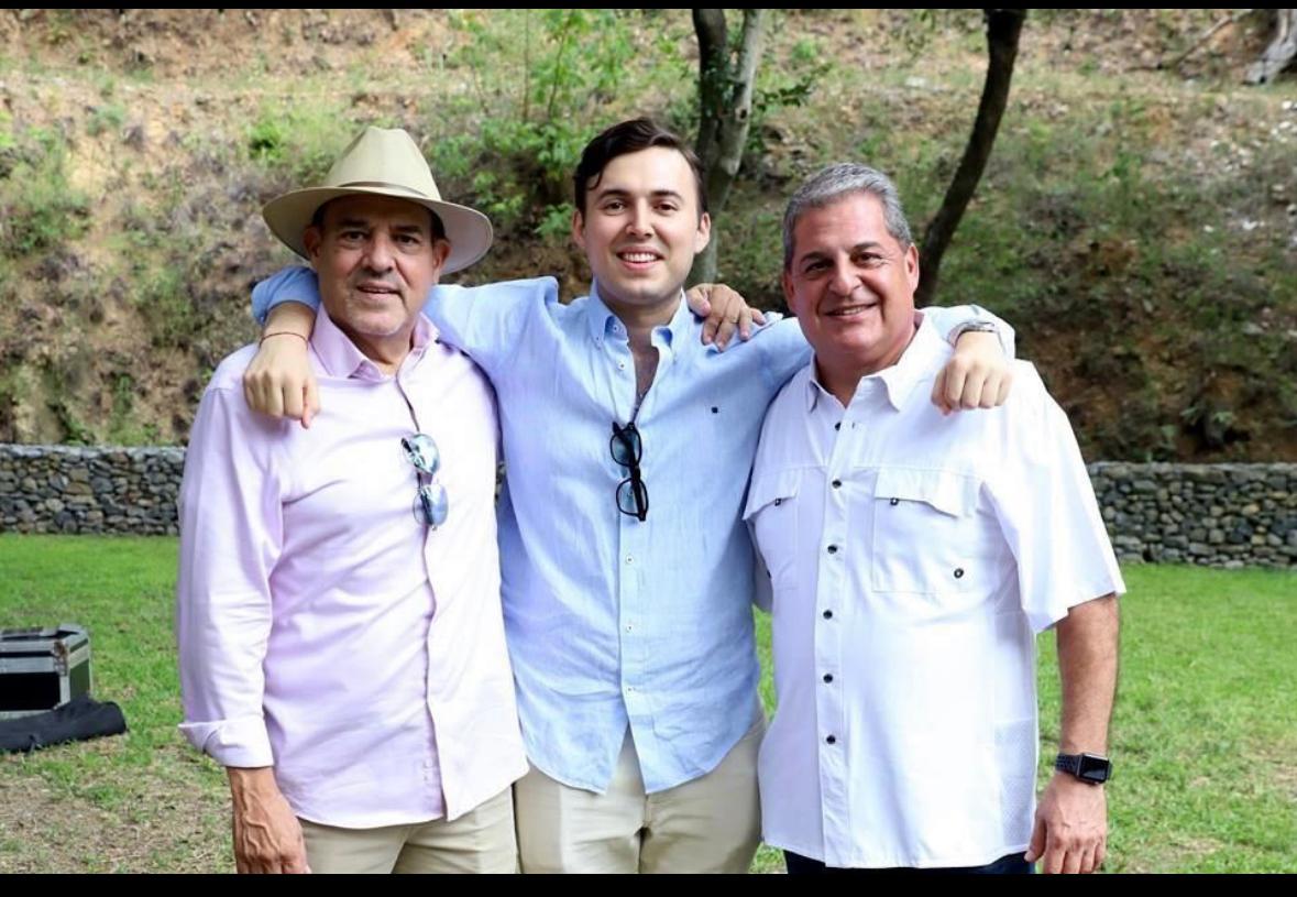 La última de soltero Isaac Piña Moreno