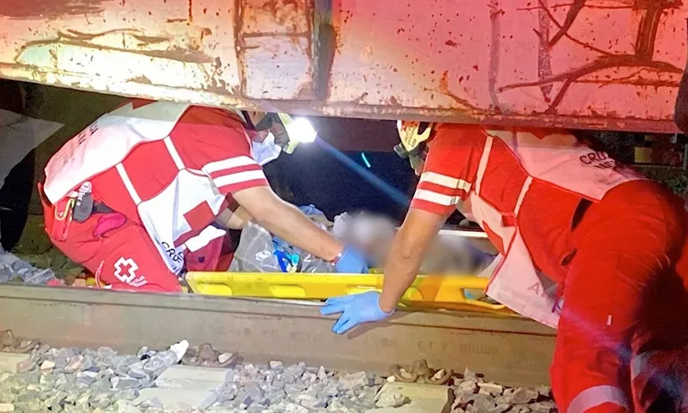 Amputa tren los pies de hombre en Saltillo