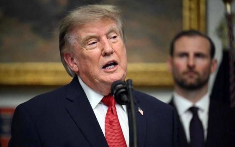 Bajaría Trump a 15% arancel a autos importados de Canadá