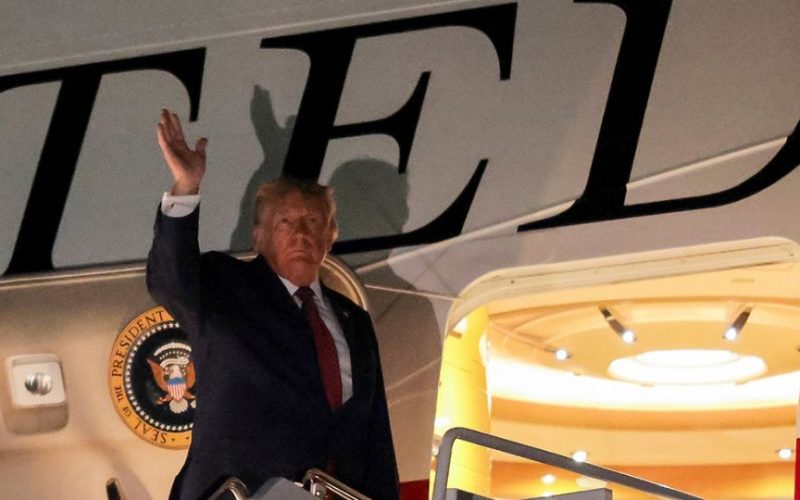 Vuelo secreto de Trump: viajó con un avión señuelo